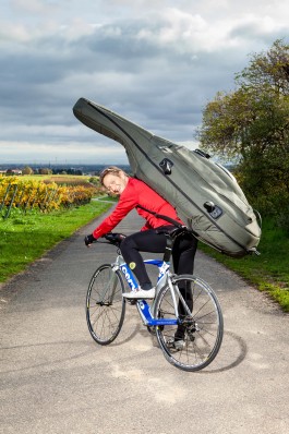 A Portrait of a musician from Deutsche Staatsphilharmonie Rheinland-Pfalz in Ludwigshafen by Francesco Futterer, a freelance photographer based in Mannheim 