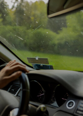 Huntress drives car from the photoseries Hunting by Francesco Futterer, a freelance photographer based in Mannheim 